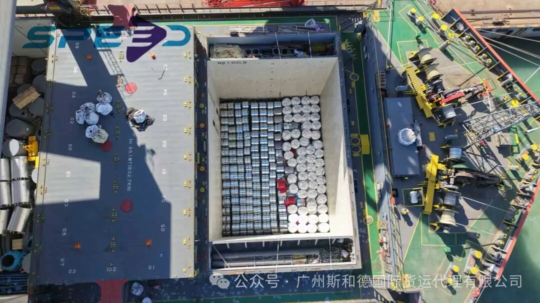 شکستن لجستیک فله: حمل و نقل کویل های فولادی از لیانیونگانگ به آفریقا